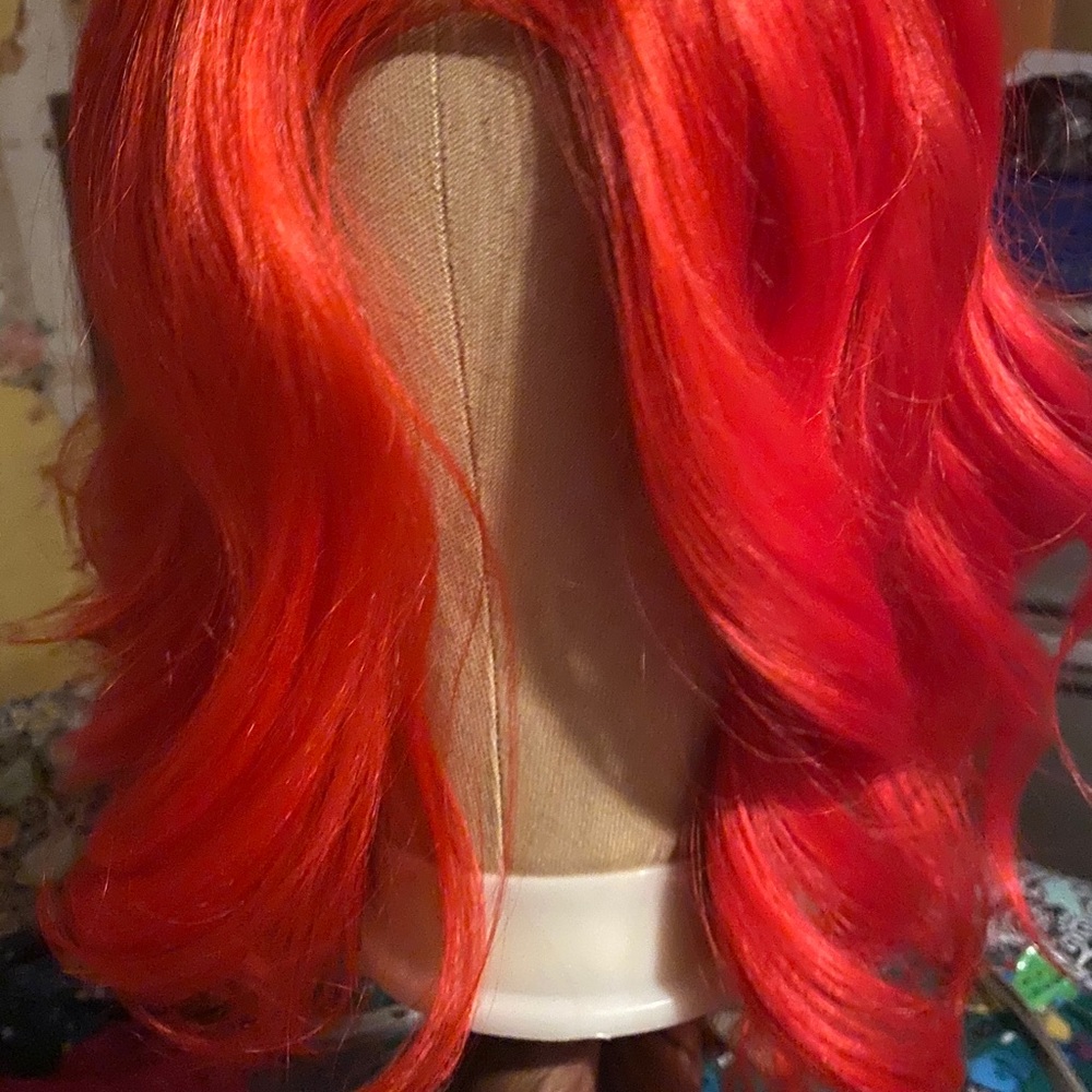 Red lace front body wave human hair - Picture 3 of 4